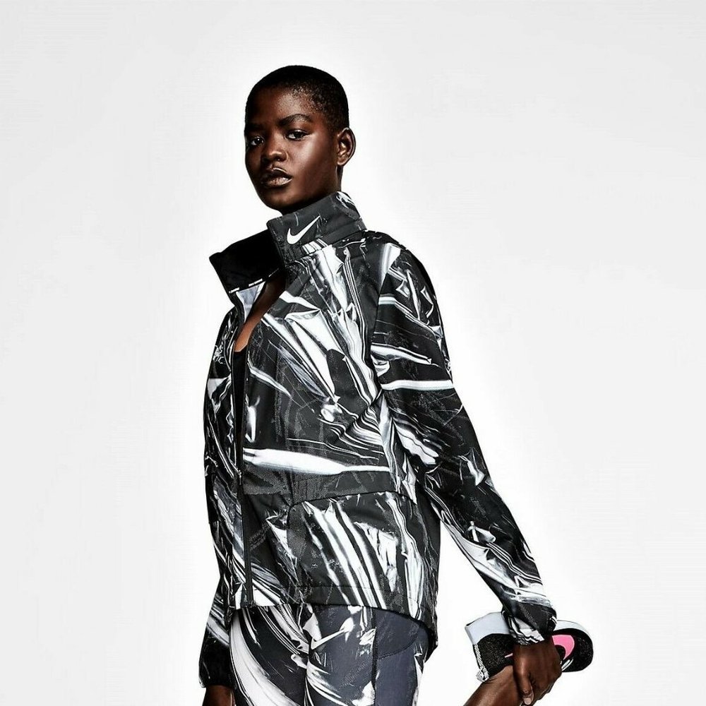 Nike Shield Full-Zip Running Jacket Hood Ghost Flash Reflective Size  XL $150